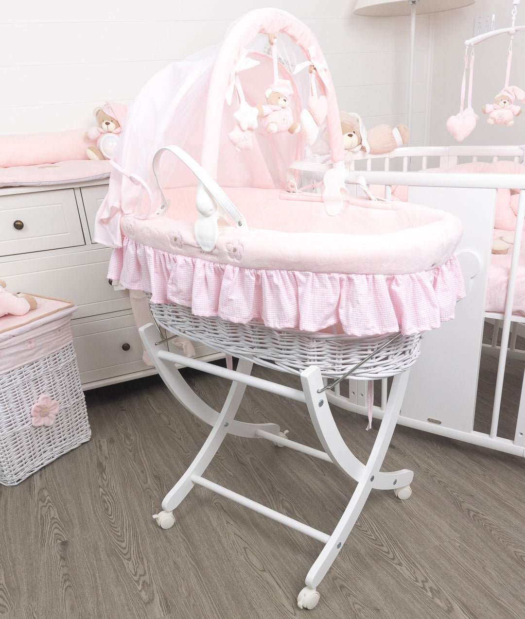 Newborn Bassinet Bundle - Pink